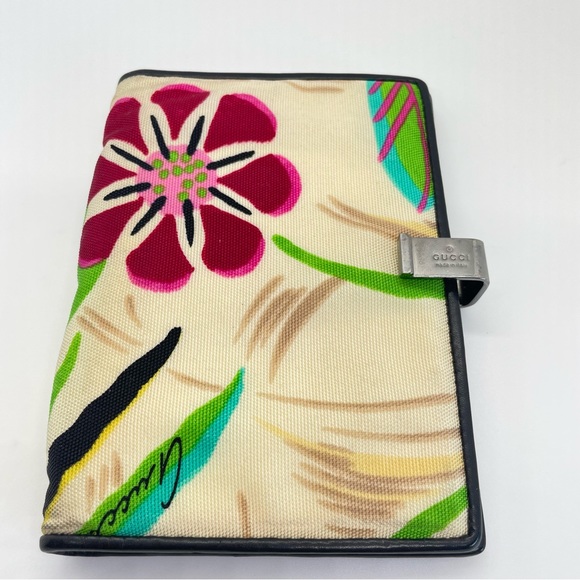 Gucci | RARE Couverture Floral Agenda w/ COA - Picture 4 of 12